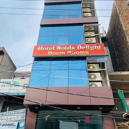Hotel Noida Delight Bagian luar foto
