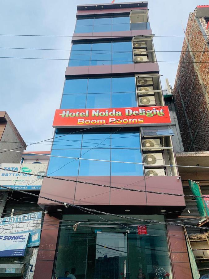 Hotel Noida Delight Bagian luar foto